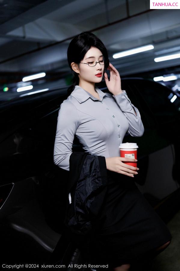   [XiuRen]高清写真图 2024.12.09 No.9567 南乔 OL美腿第28张图片